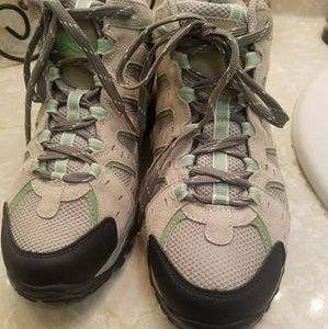Denali ladies hiking boots